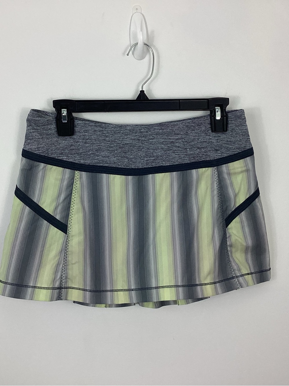 Lululemon Athletica Run Reflection Coal Citron Ombre Skort Size 6